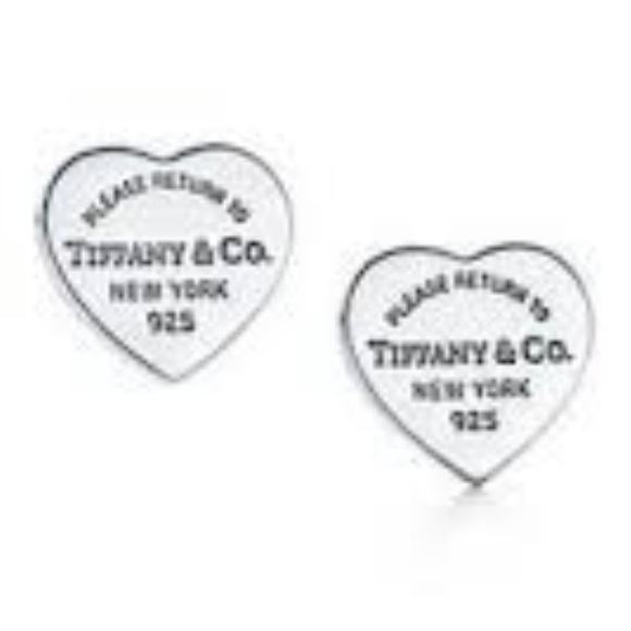Jewelry - Return to New York silver small heart stud earrings 925 new ❤️